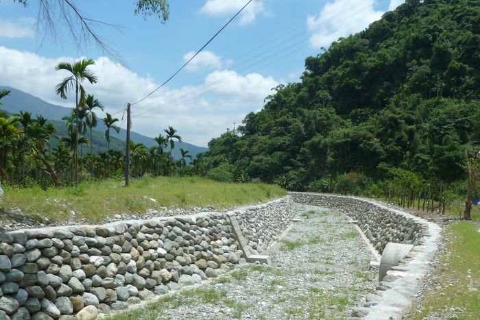 吉利潭河道整治-遠照